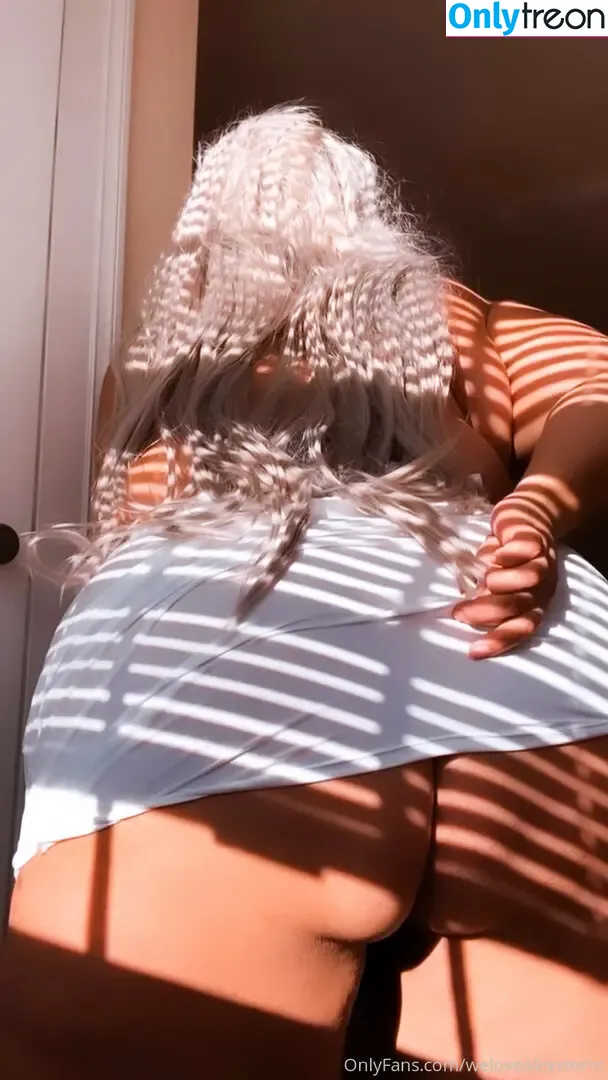 alexandraascends nude photo #0051 (alexandraascends)