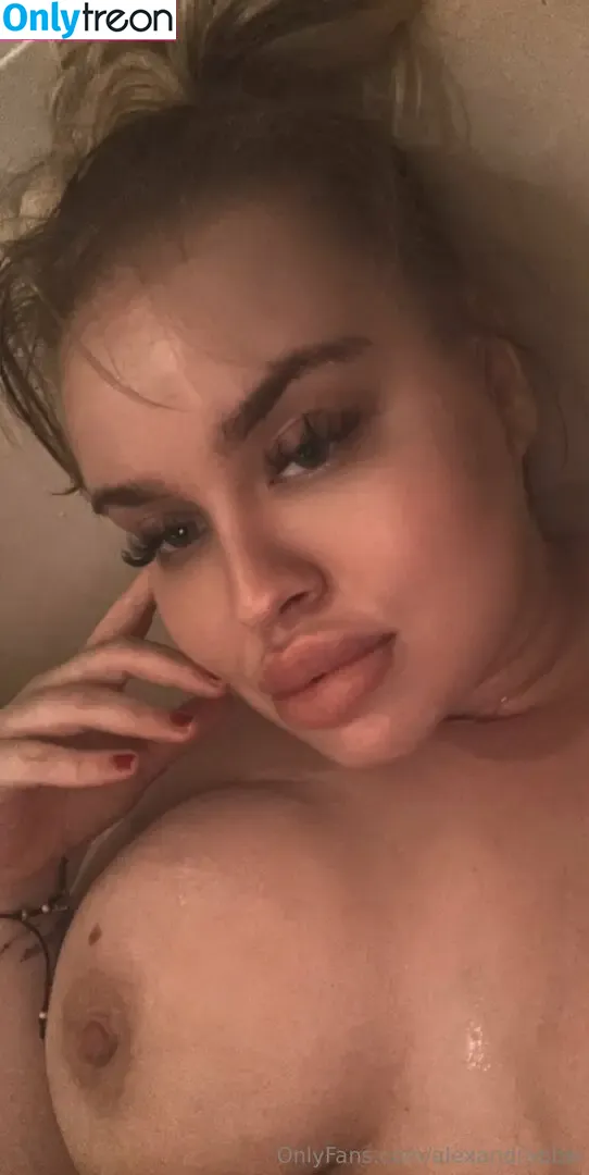 AlexandraBBW nude photo #0018 (alexandrairenerodriguez)