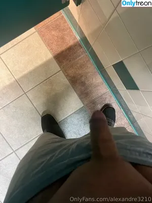  nude photo #0007