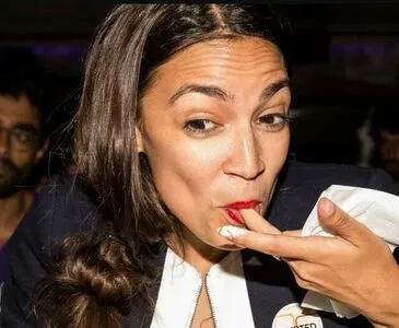 Alexandria Ocasio-Cortez / AOC nude photo #0133