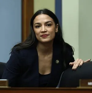 Alexandria Ocasio-Cortez / AOC nude photo #0140