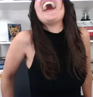 Alexandria Ocasio-Cortez / AOC фото голая #0235