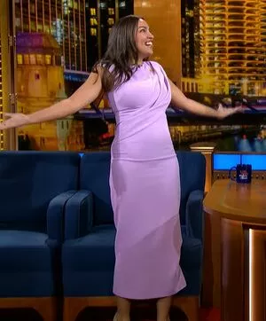 Alexandria Ocasio-Cortez / AOC фото голая #0259