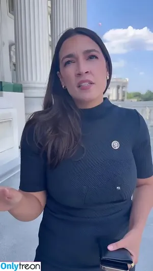 Alexandria Ocasio-Cortez / AOC / Alexandria Ocasio Cortez nude photo #0342