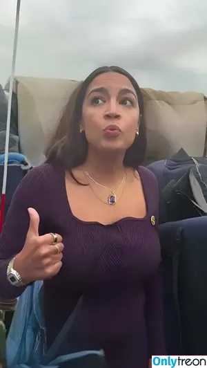 Alexandria Ocasio-Cortez / AOC / Alexandria Ocasio Cortez nude photo #0343