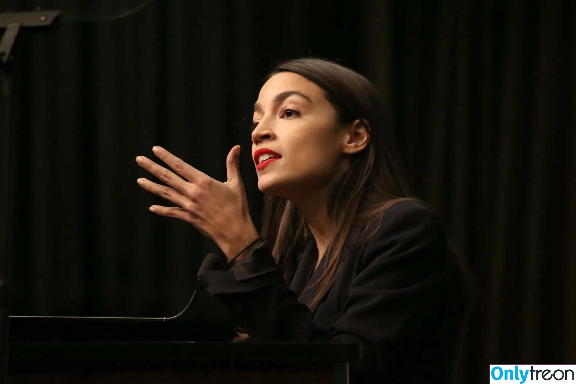 Alexandria Ocasio-Cortez nude photo #0041 (AOC / Alexandria Ocasio Cortez)