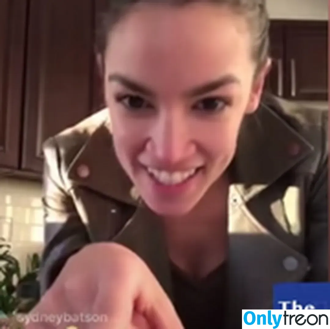 Alexandria Ocasio-Cortez nude photo #0059 (AOC / Alexandria Ocasio Cortez)