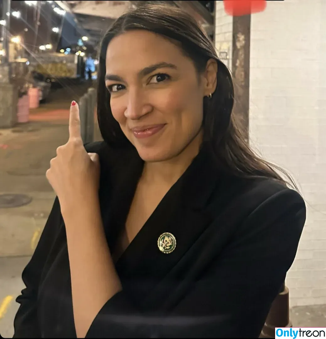 Alexandria Ocasio-Cortez nude photo #0122 (AOC)