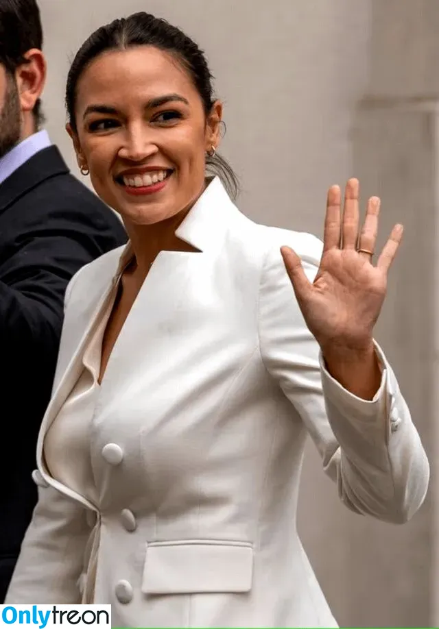 Alexandria Ocasio-Cortez голая photo #0172 (AOC)