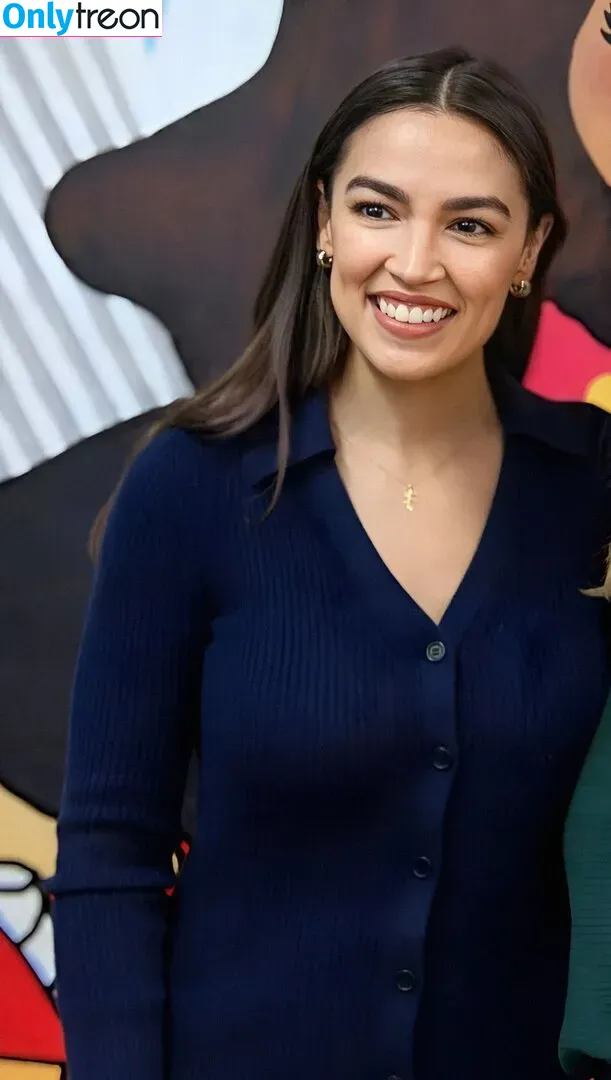 Alexandria Ocasio-Cortez голая photo #0216 (AOC)