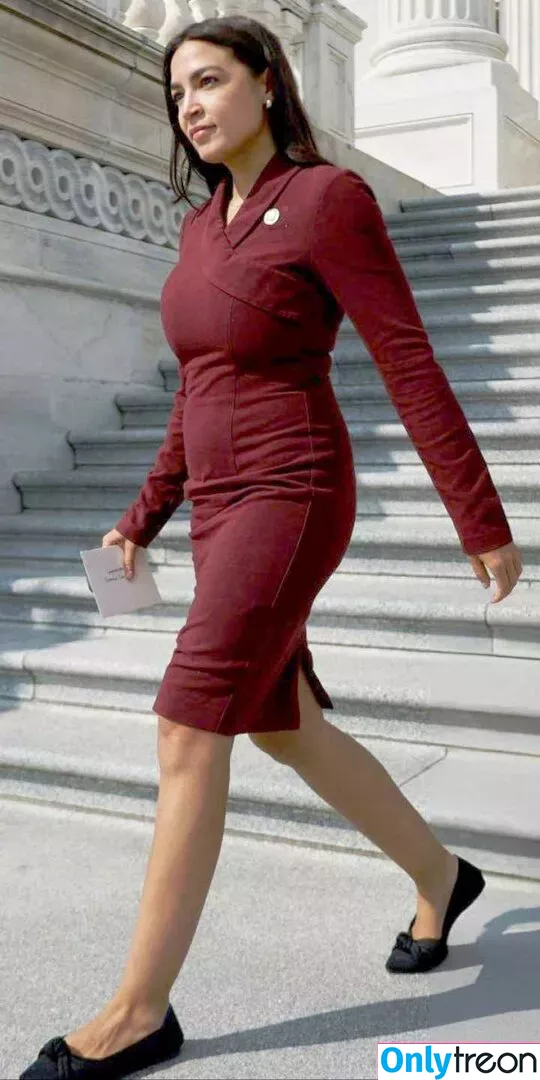 Alexandria Ocasio-Cortez голая photo #0263 (AOC)