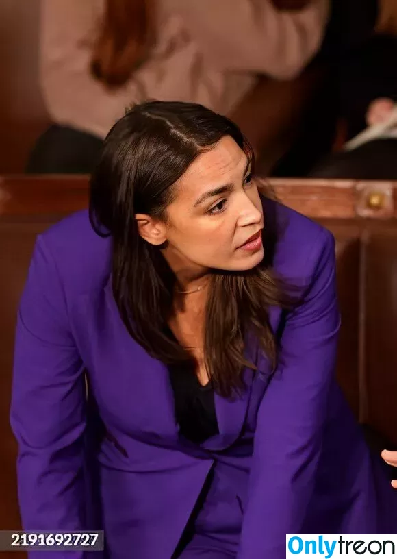 Alexandria Ocasio-Cortez голая photo #0275 (AOC)