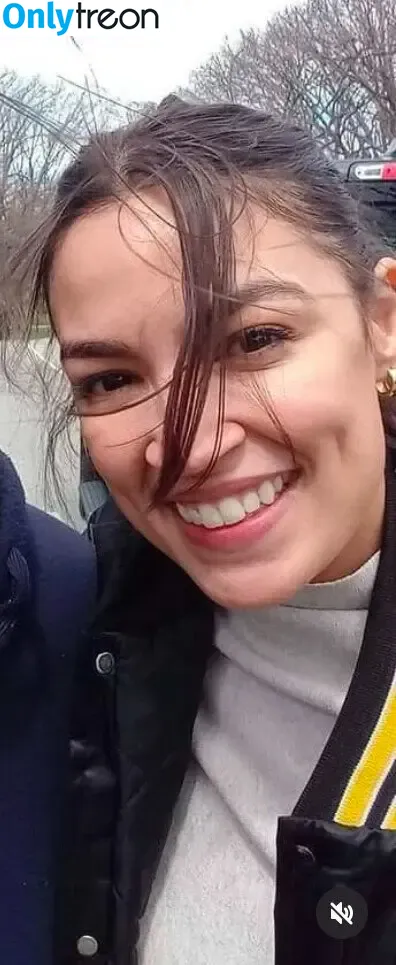 Alexandria Ocasio-Cortez голая photo #0295 (AOC)