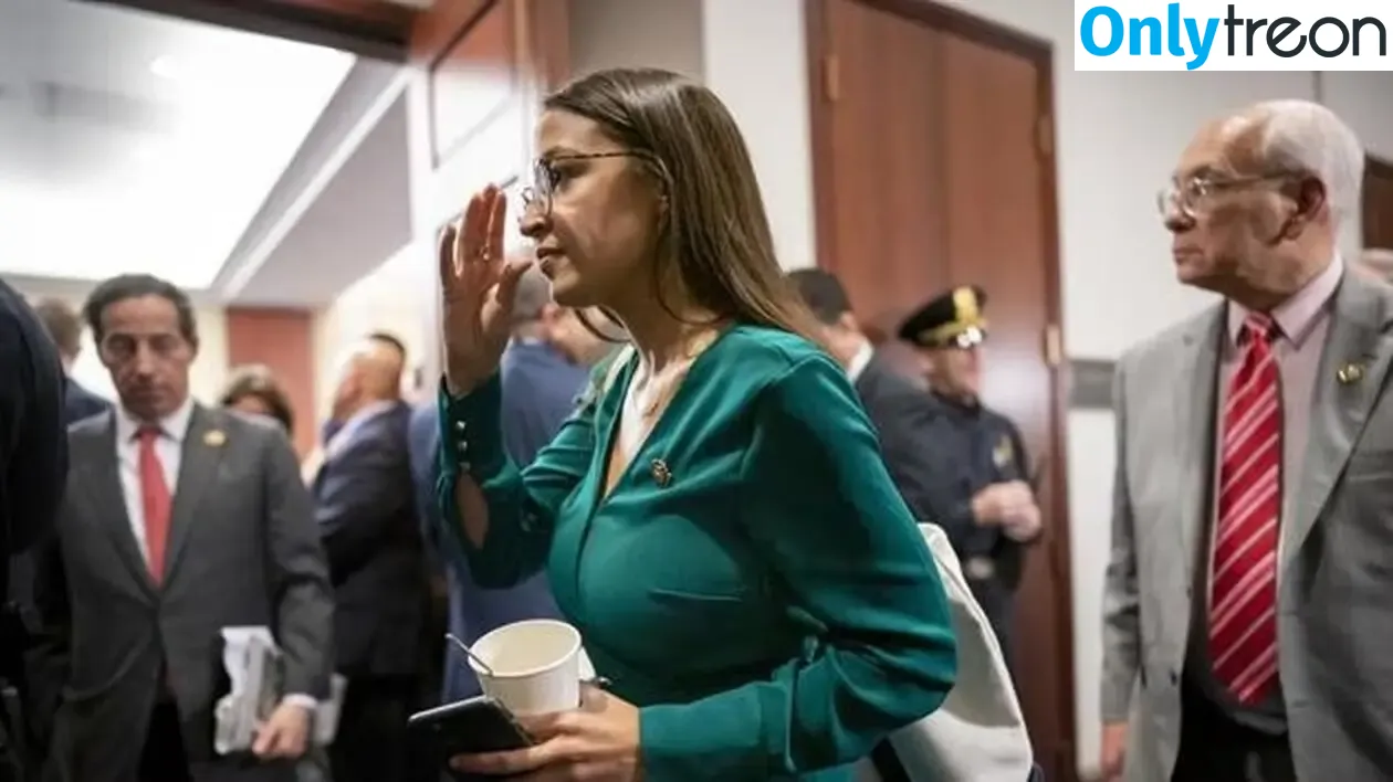 Alexandria Ocasio-Cortez nude photo #0351 (AOC / Alexandria Ocasio Cortez)
