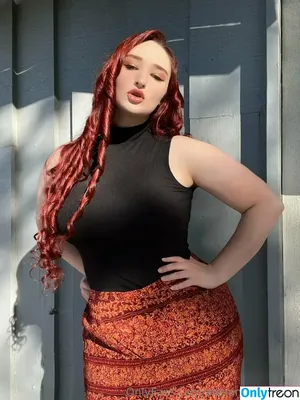 Alexandria The Red / Alexandriathered / alexandriathred nude photo #2106