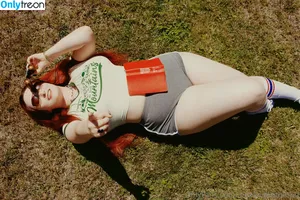 Alexandria The Red / Alexandriathered / alexandriathred nude photo #2183