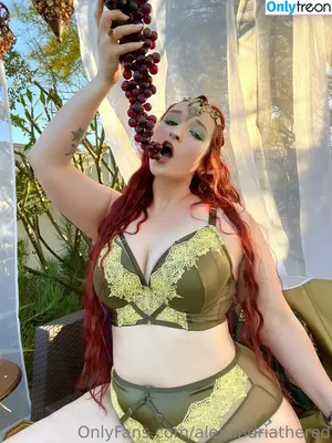 Alexandria The Red / Alexandriathered / alexandriathred nude photo #2230