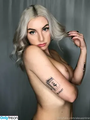 alexaonline / alexadoingstuff / mariokartdwi nude photo #0022