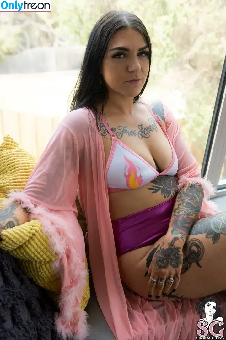 Alexarise nude photo #0018 (alexarosemusic / speed_skater)