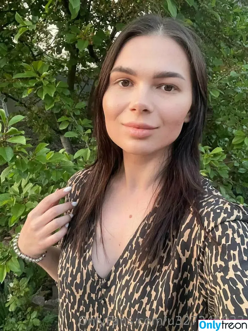 alexauaalex голая photo #0003 (alex.aloha)