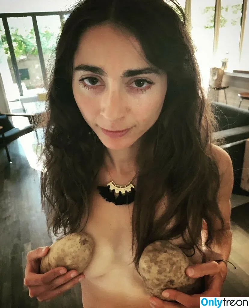 Alexi Pappas nude photo #0009 (alexipappas)