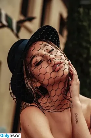 Alexis Ren / alexisren / alexisreng / alexxissren фото голая #1548