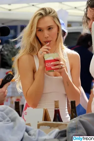 Alexis Ren / alexisren / alexisreng / alexxissren фото голая #1887