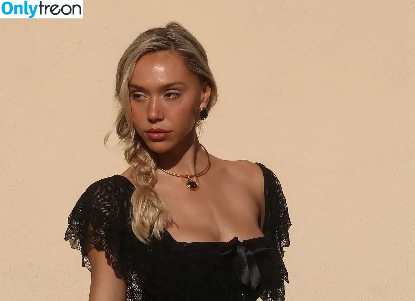 Alexis Ren голая photo #2197 (alexisren / alexisreng / alexxissren)