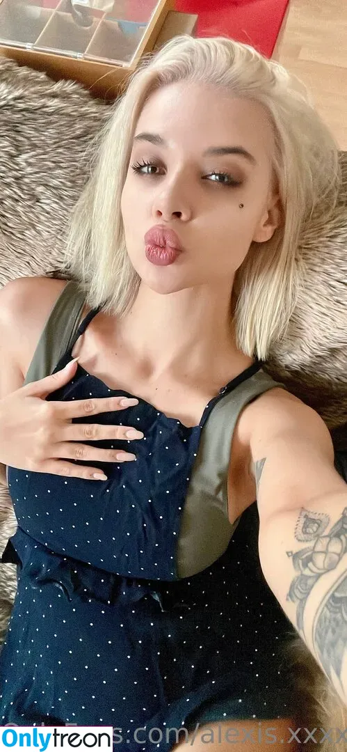 alexis.xxxx голая photo #0071 (xx.alexis)