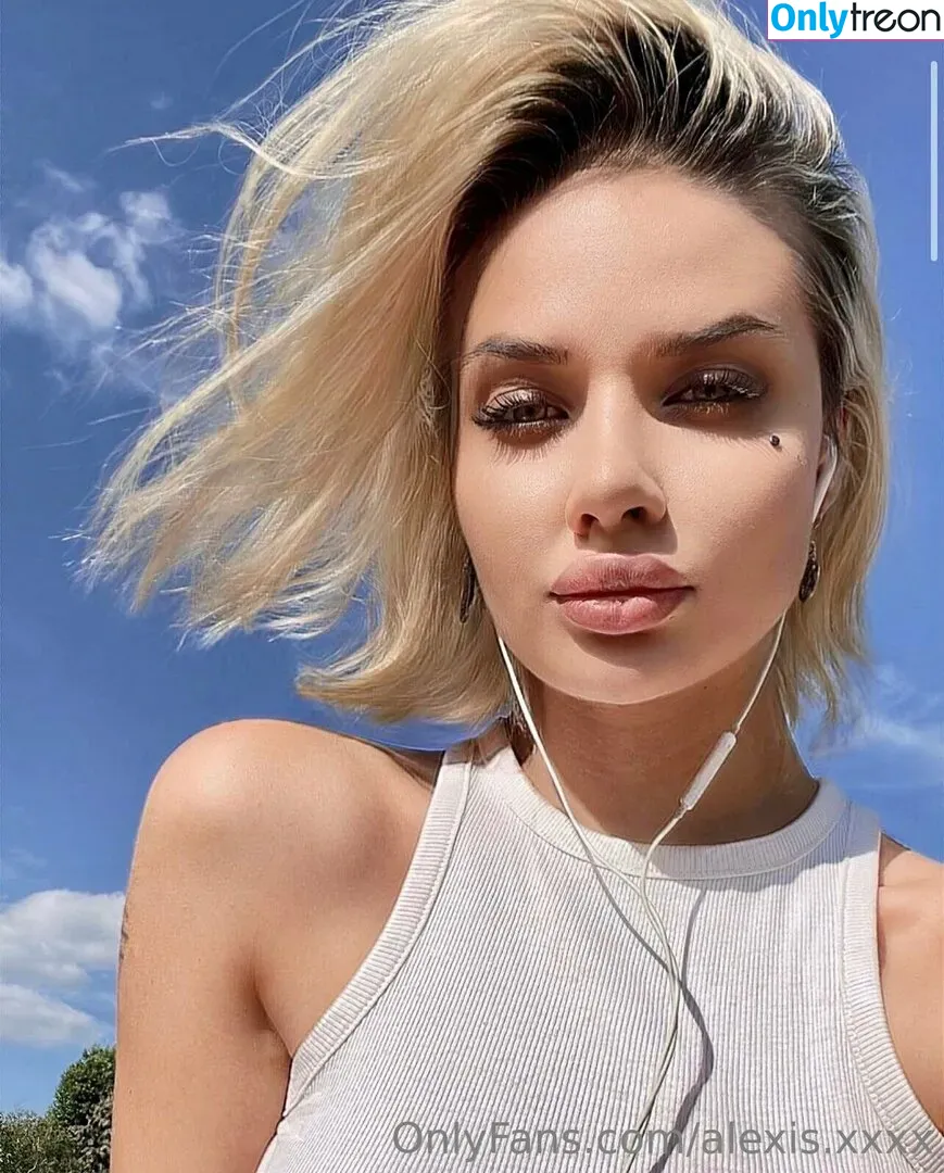 alexis.xxxx голая photo #0104 (xx.alexis)