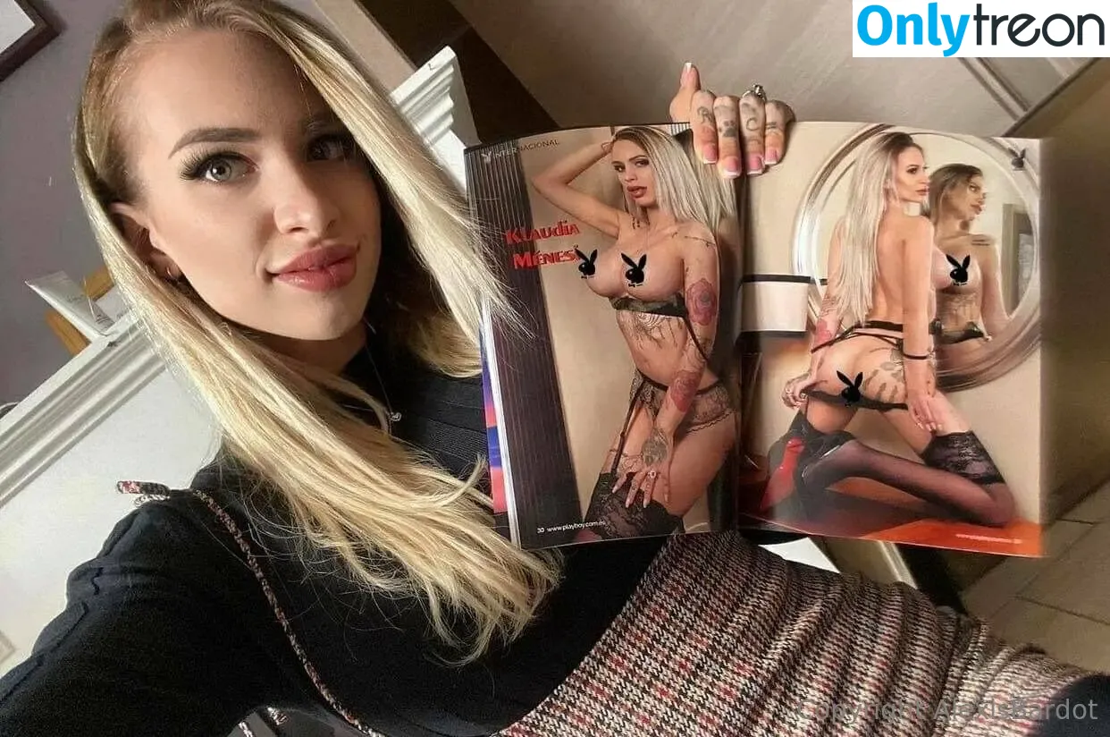 alexisbardotxxx nude photo #0001 (alexisbardotxxx)