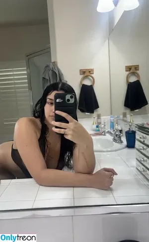 Alexisdafinestt nude photo #0019