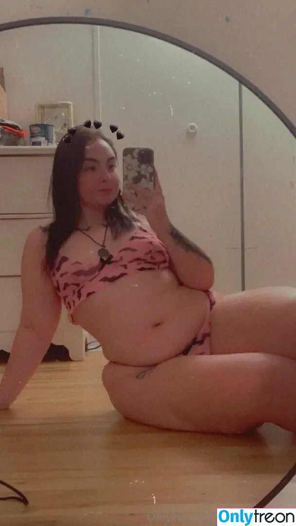 alexisemery nude photo #0005 (alexisemery)