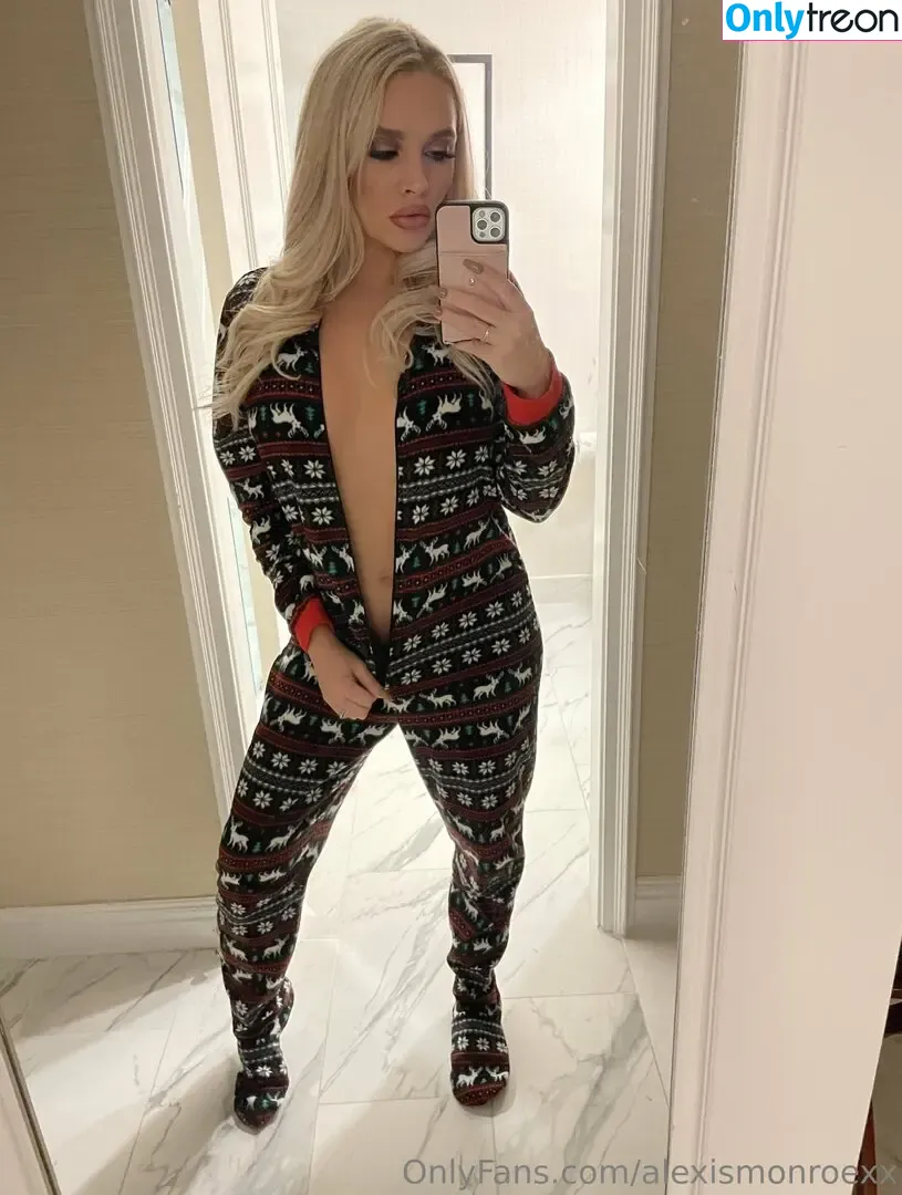 alexismonroexx nude photo #0276 (alexisxmonroe22)