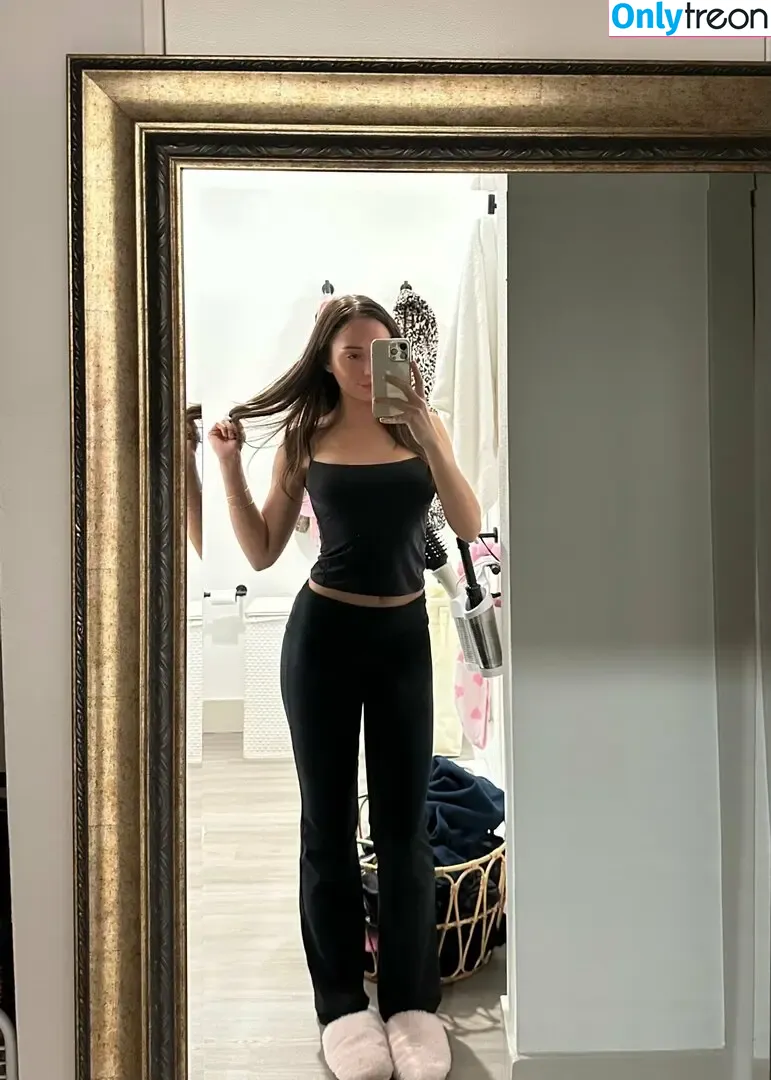 alexisrenn голая photo #0099 (alexisrenn)