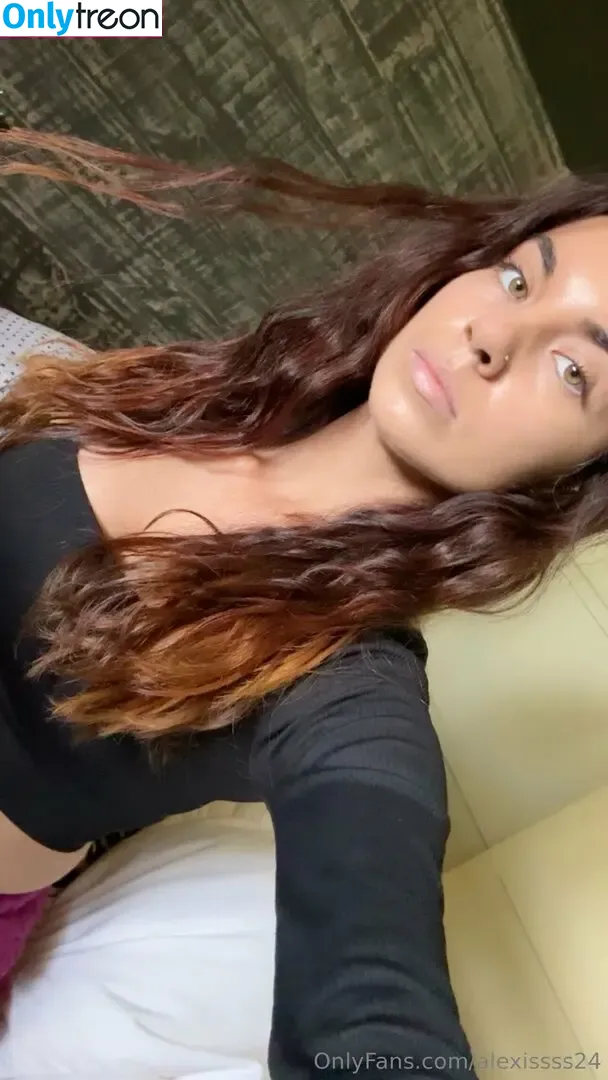 alexissss24 голая photo #0022 (_alexissss24)