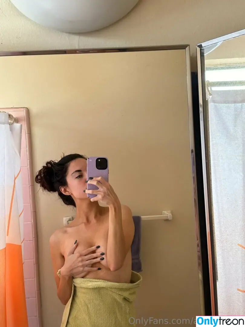 alexissss24 голая photo #0032 (_alexissss24)