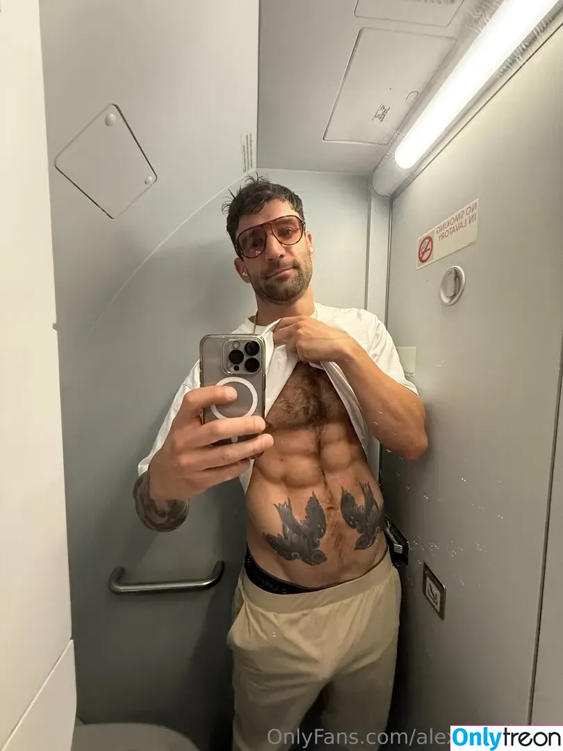 alexthelegend nude photo #0142 (therealalexlegend)