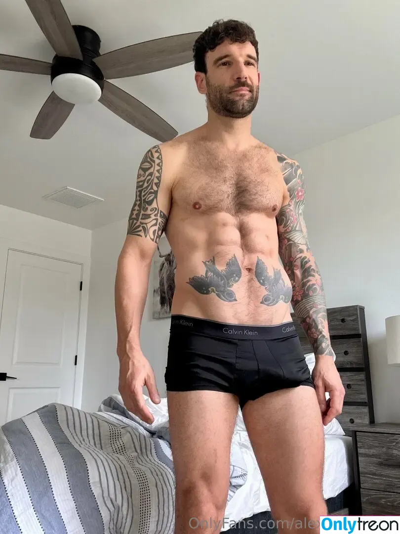 alexthelegend nude photo #0168 (therealalexlegend)