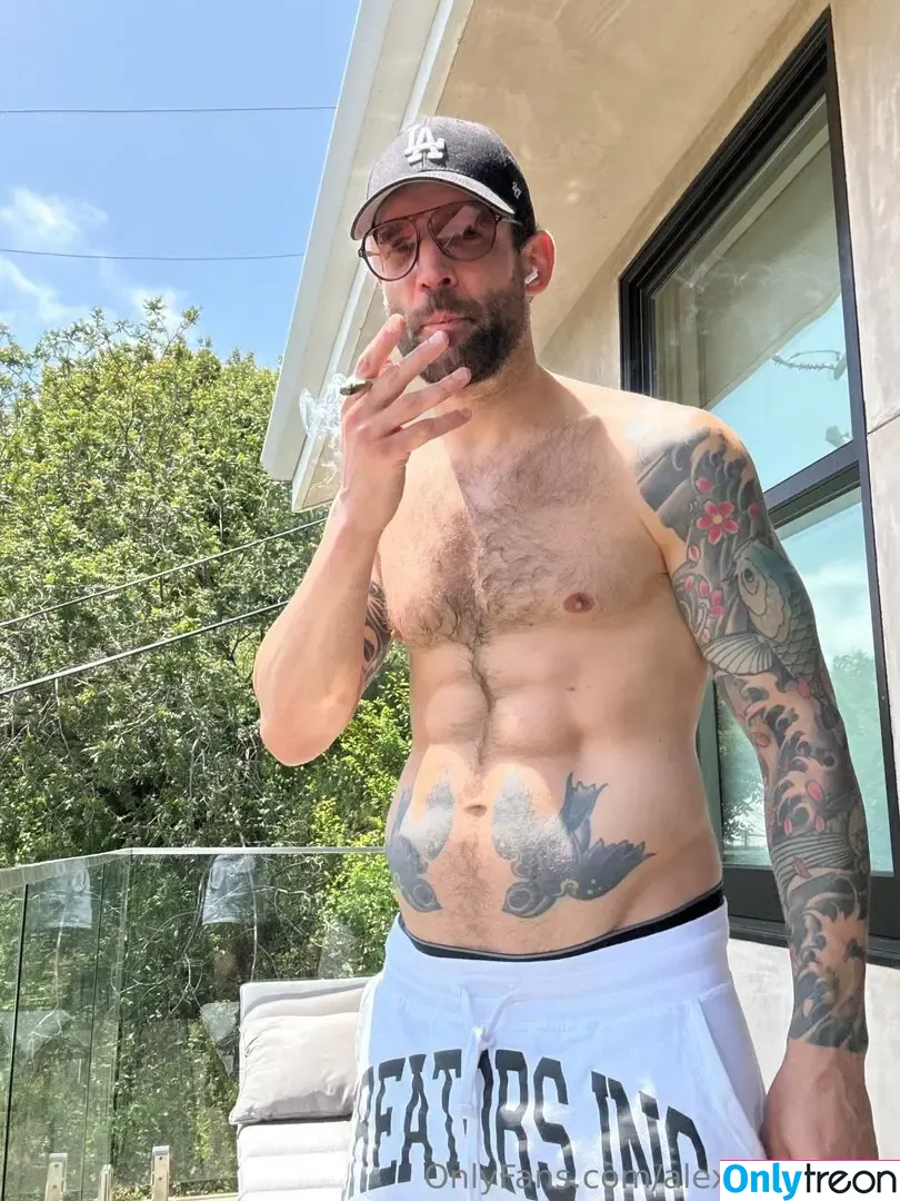 alexthelegend nude photo #0193 (therealalexlegend)
