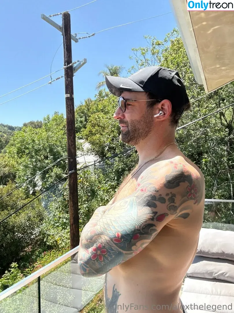 alexthelegend nude photo #0202 (therealalexlegend)