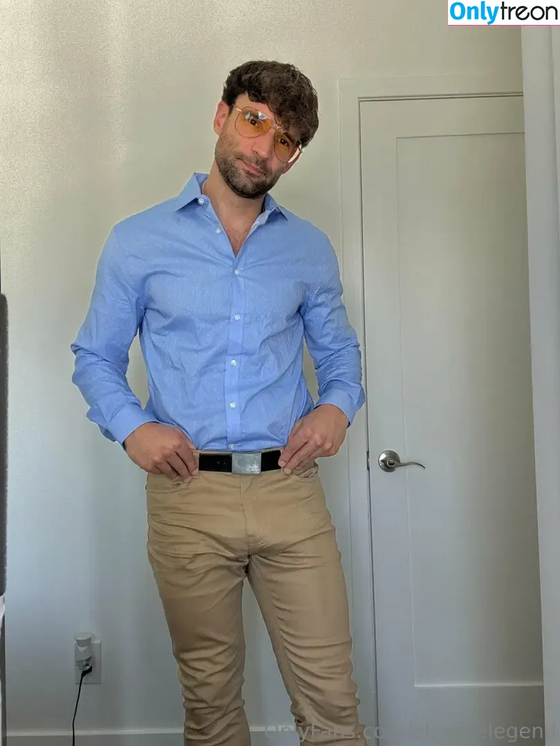 alexthelegend nude photo #0215 (therealalexlegend)