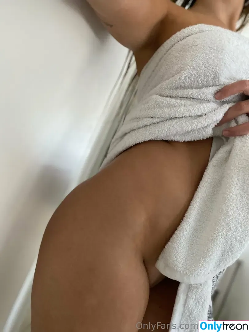 alexxabea голая photo #0040 (alexxabea)