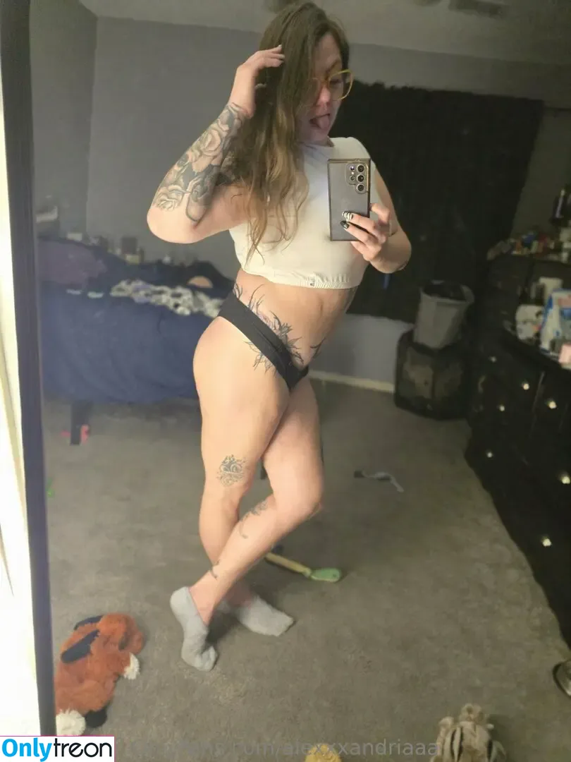 alexxxandriaaa голая photo #0002 (aleeexandriaaa)