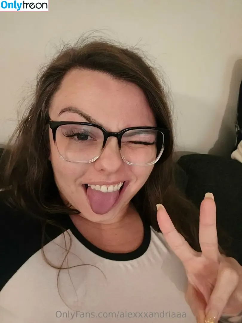 alexxxandriaaa голая photo #0051 (aleeexandriaaa)