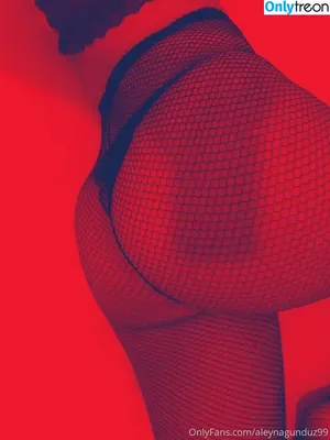 aleyonlyfans / Ale Turkish Girl / aleonlyfans99 / aleydisgg фото голая #0053