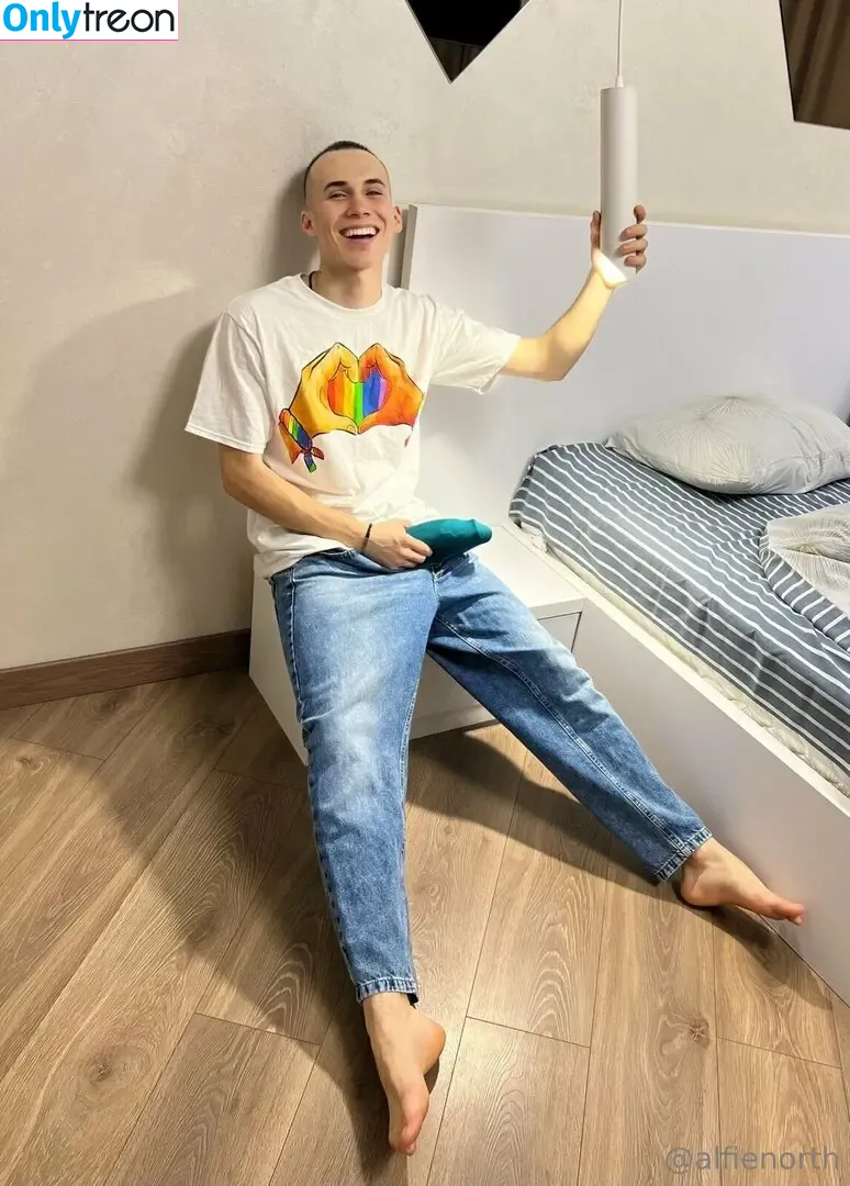 alfienorthfree голая photo #0093 (alfienorth)
