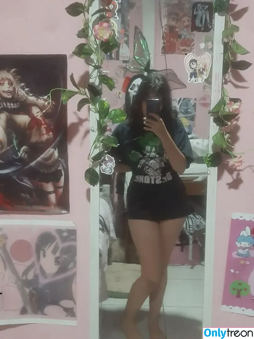 Ali Fresita nude photo #0010 (lily-chan.exe / lily_chan.exe)