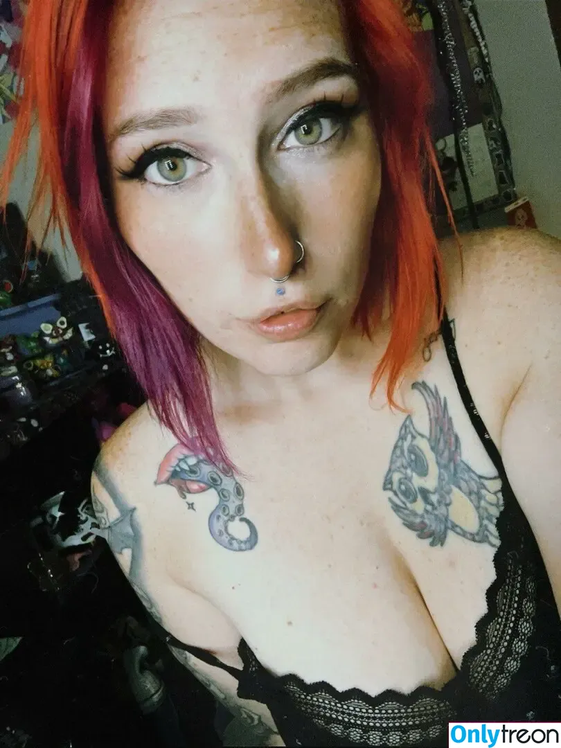 Ali_the_magnificent nude photo #0008 (ali_the_magnificent_ / alithemagnificent)