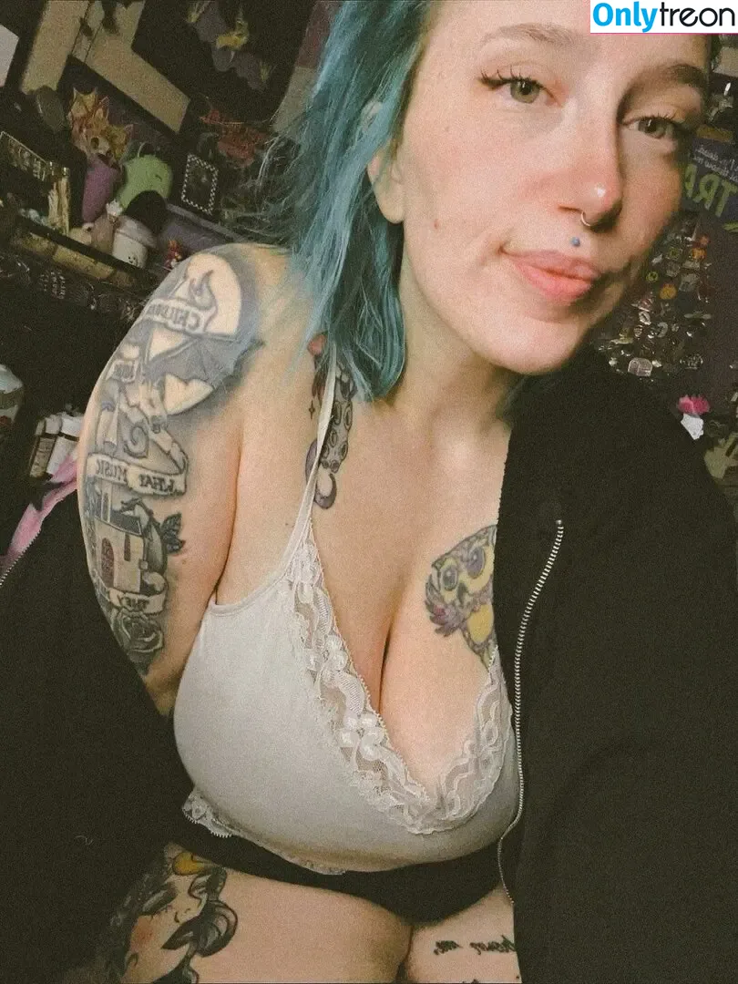 Ali_the_magnificent nude photo #0012 (ali_the_magnificent_ / alithemagnificent)